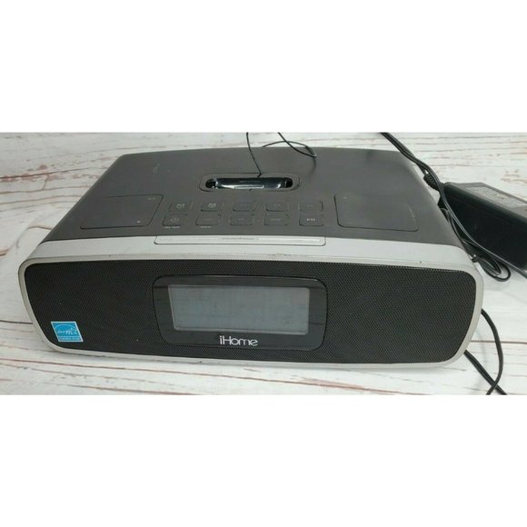 iHome Model Ip90 am/FM alarm Clock Radio For IPhones Docking Station - Picture 11 of 11